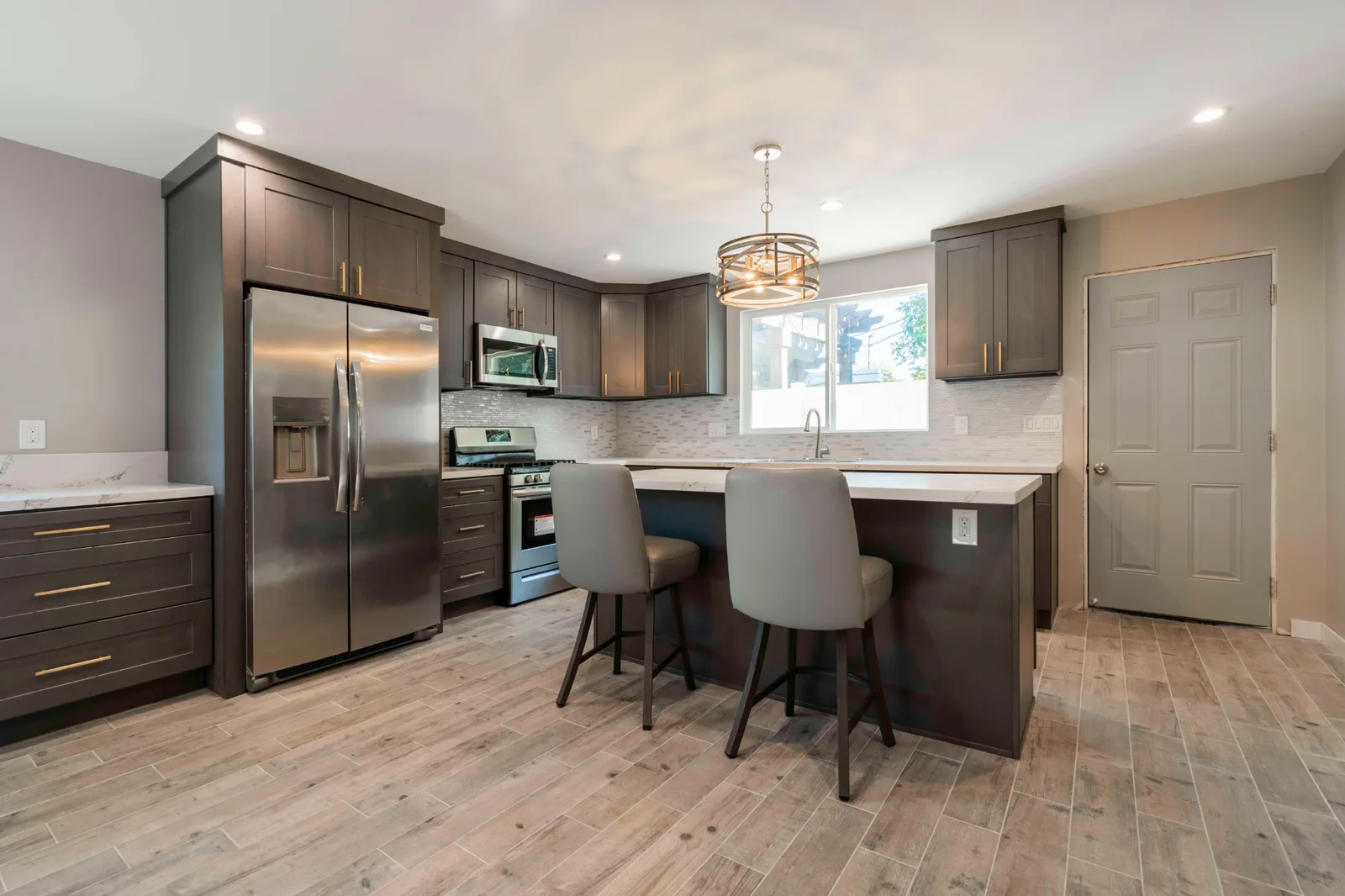 Outdoor kitchen project by Pacific Breeze Building Solutions